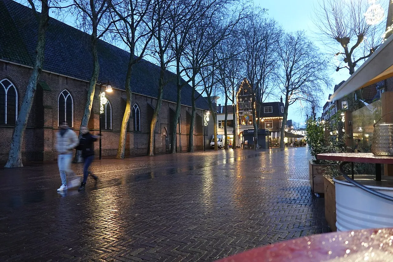 Gracht in het centrum van Meppel